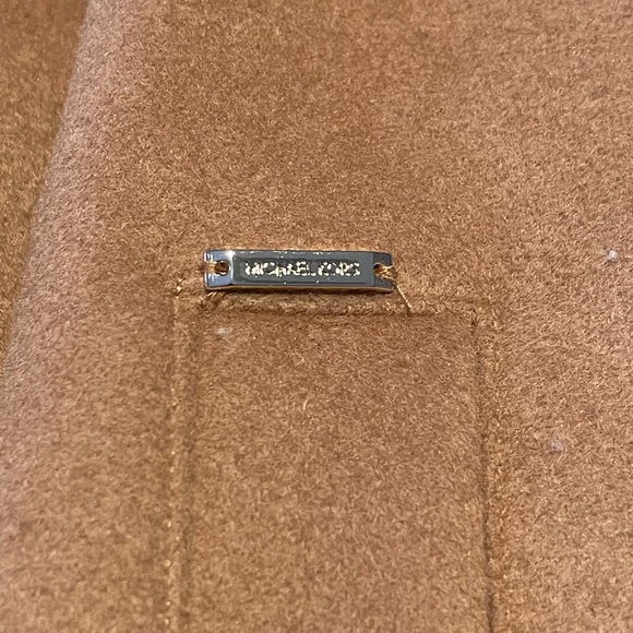Brand new, never worn beautiful Michael Kors Camel full length vest / coat - Picture 10 of 14